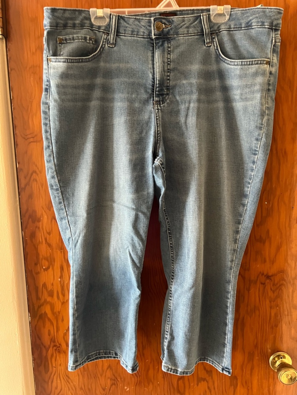 Lee Light Blue Denim Capris